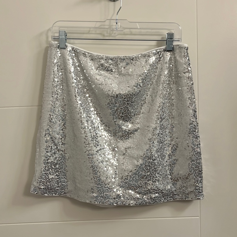 Silver/White Sequin Mini Skirt